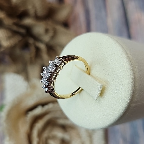 G/VVS2 1CT EMERALD CUT 5 STONE WITH APPRAISAL - Picture 6 of 15